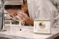 Energizing Mint Handmade Goat’s Milk Soap – Image 1