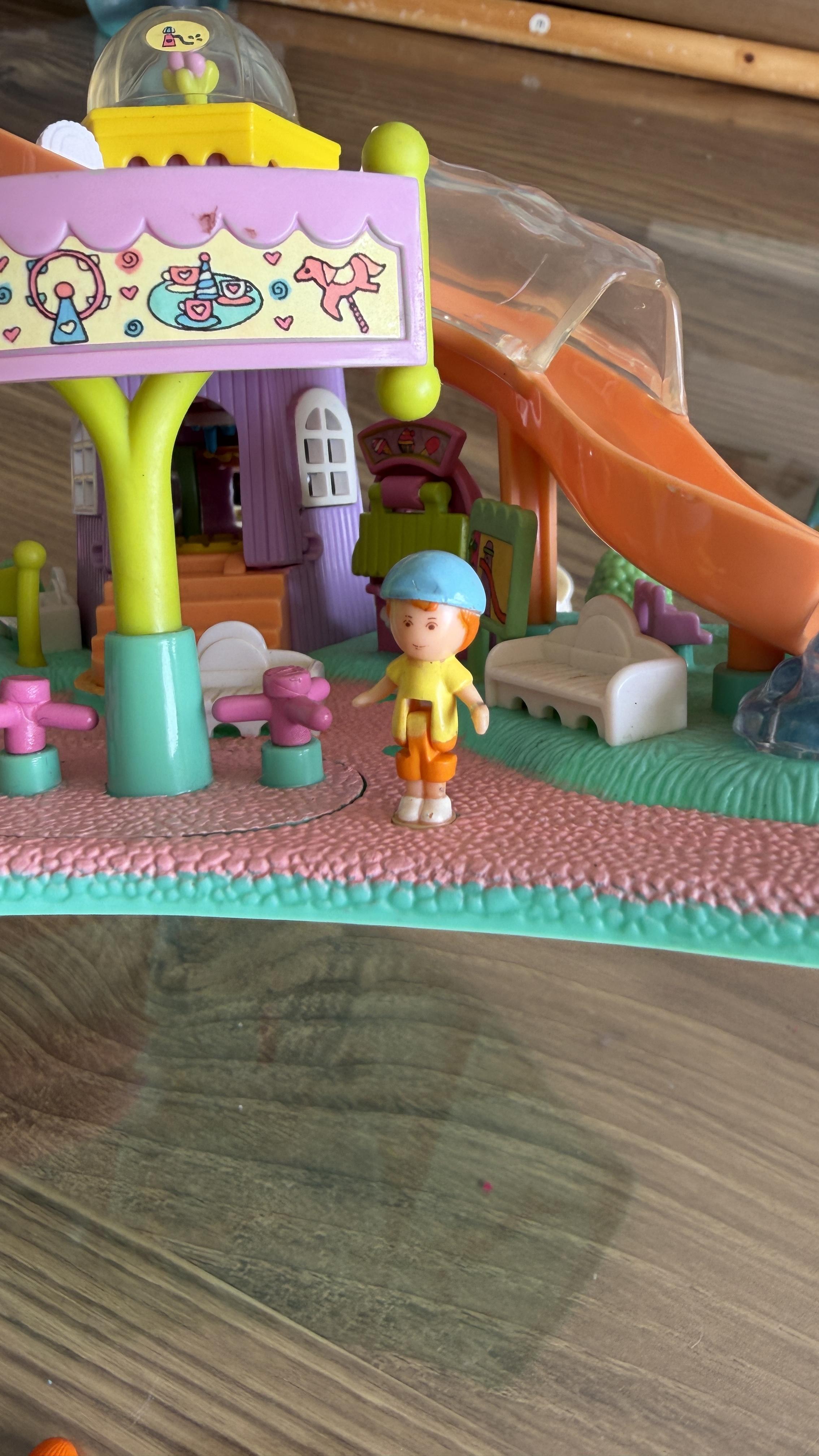1996 Vintage Polly Pocket Fun Fair Bundle — Ferris Wheel, Carousel, Rocket Ride & Spinner (4 Rides) – Image 2