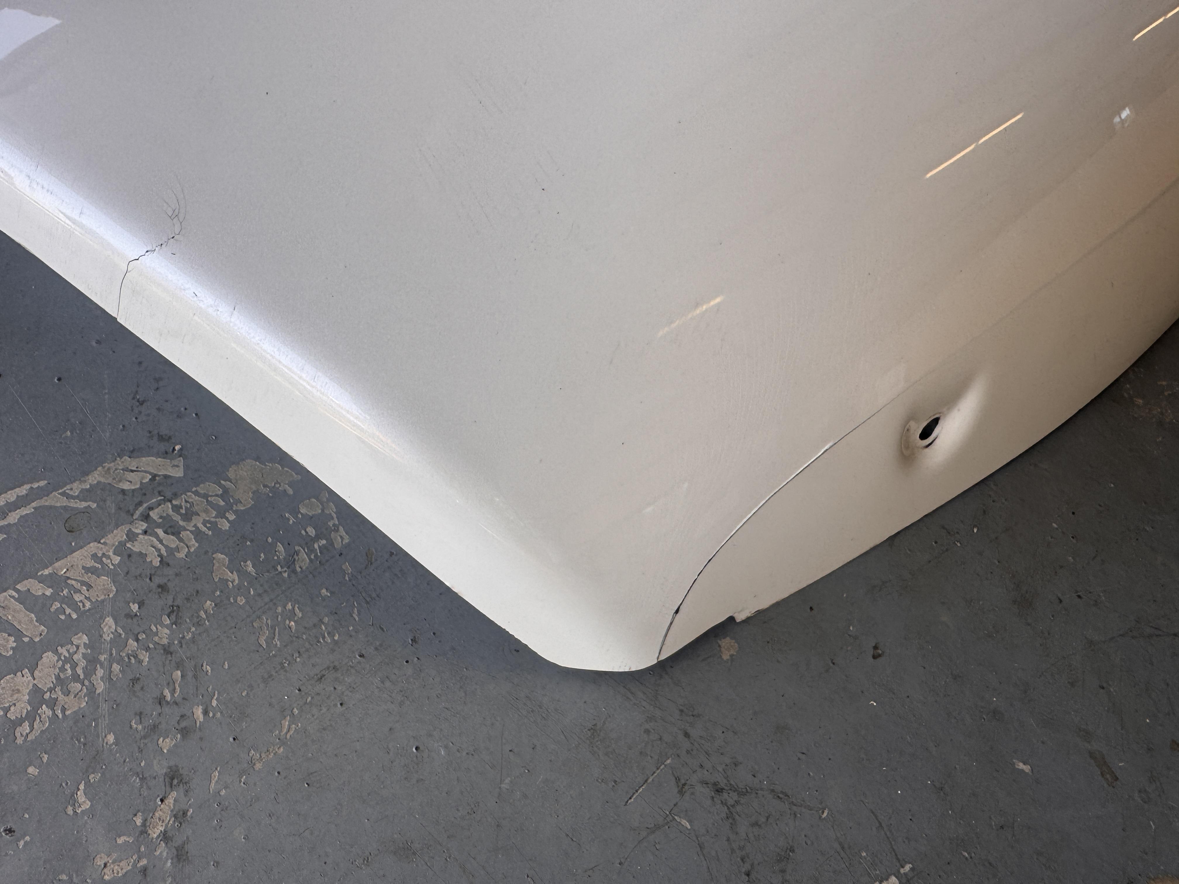 Venice 17-19'  Hood - Pearl White, Servicable – Image 3