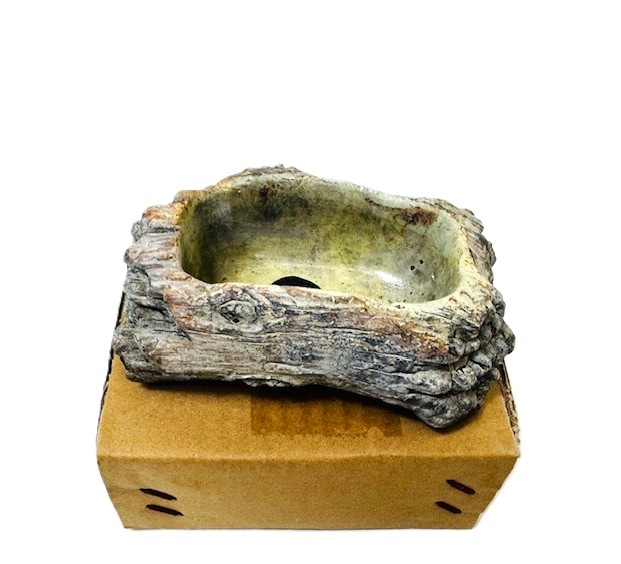 Cement Wood Log Planter w/o saucer – Image 1