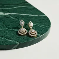 18K Gold Earrings – Image 1
