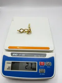  18k Gold Earring  – Image 2