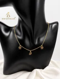 18K Gold 3 Pendant Necklace 0.9g – Image 1