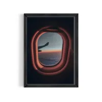 Cuadro Ventana de Avión – Estilo Viajero Melancólico – Blanco mate, 30x40cm