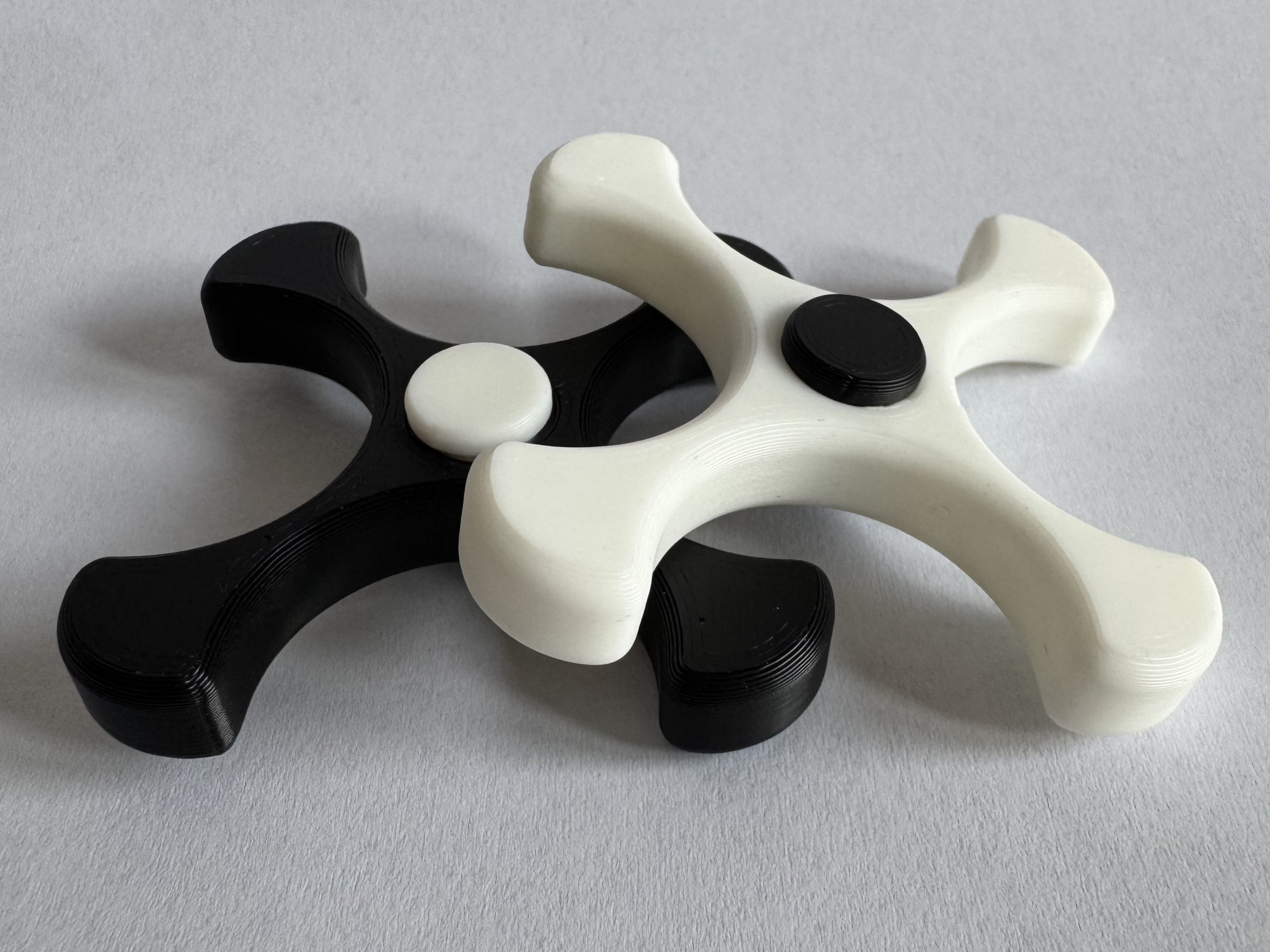 Bone Tri-Spinner Fidget – 20 Pack