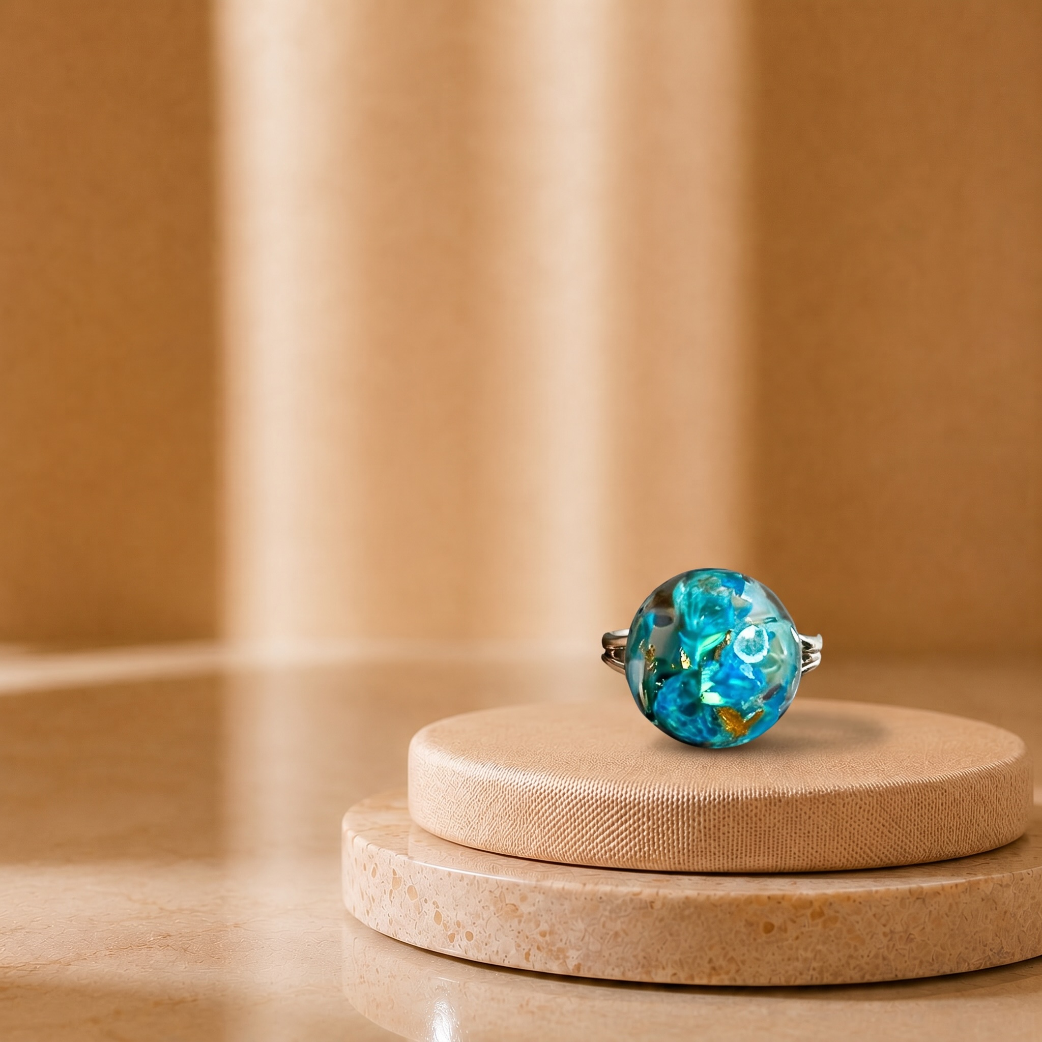 Brite Bloomera Ring – Image 1