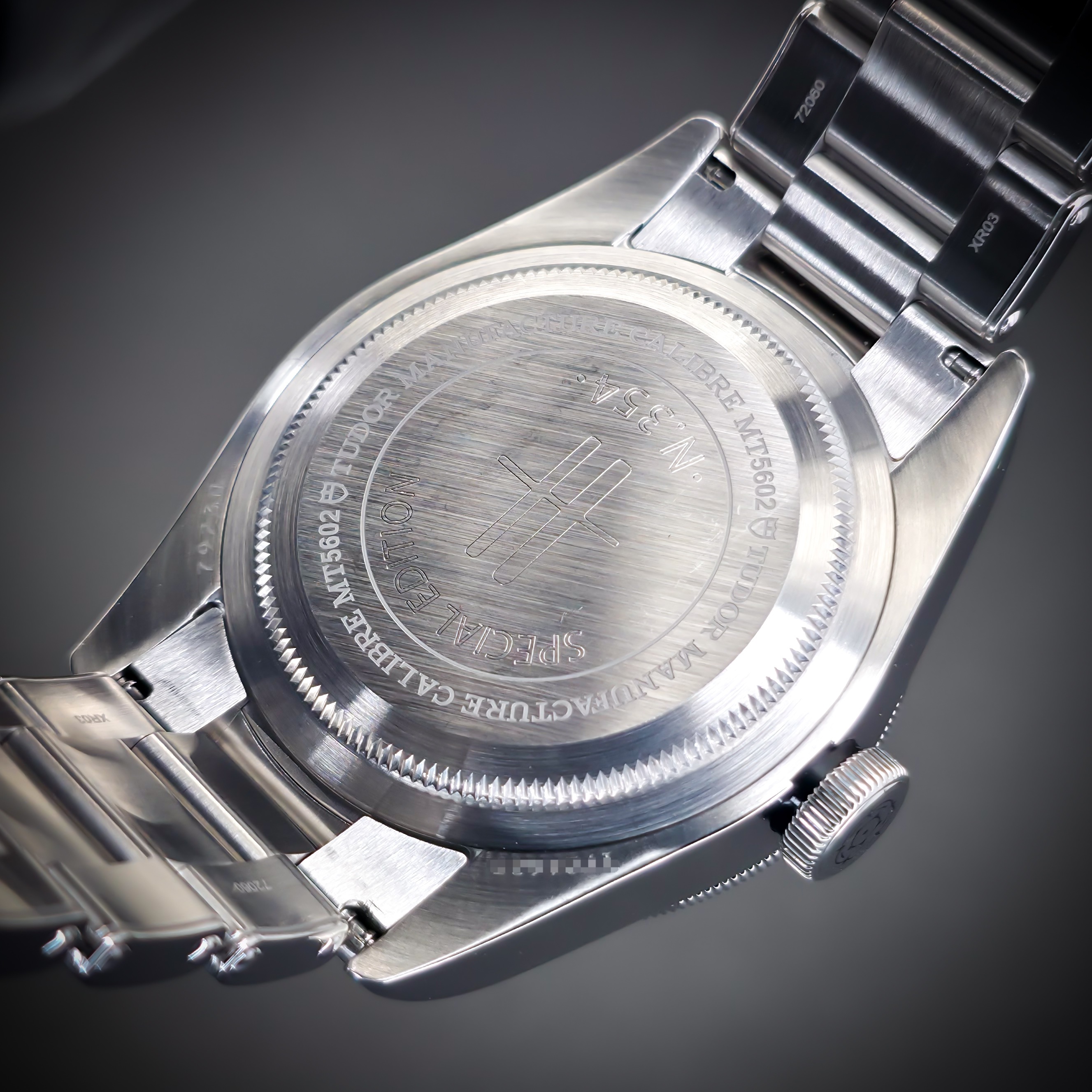 TUDOR BLACK BAY “HARRODS” | REF. 79230G | 41MM | 2018 | GREEN BEZEL | FULL SET – Image 6