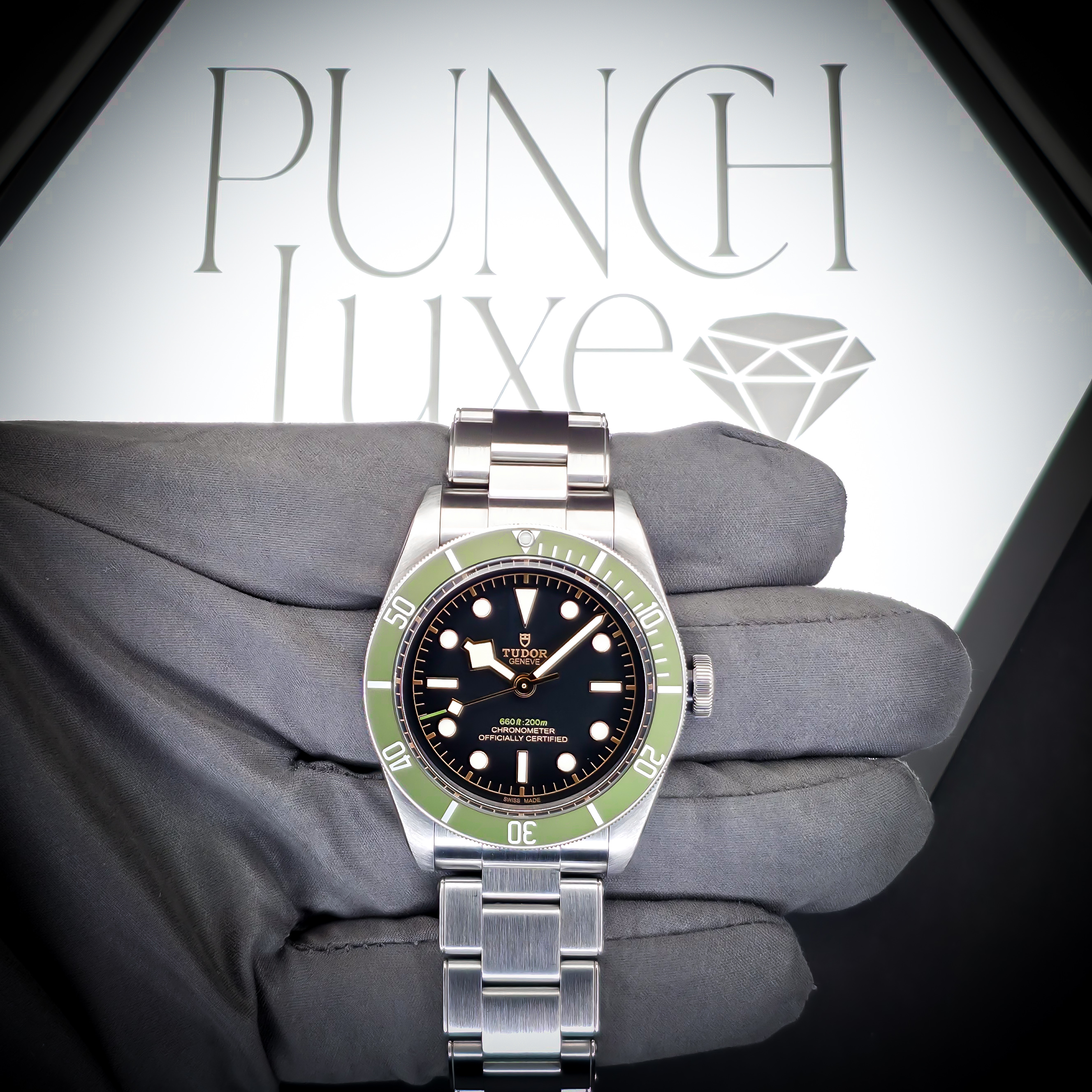 TUDOR BLACK BAY “HARRODS” | REF. 79230G | 41MM | 2018 | GREEN BEZEL | FULL SET – Image 16