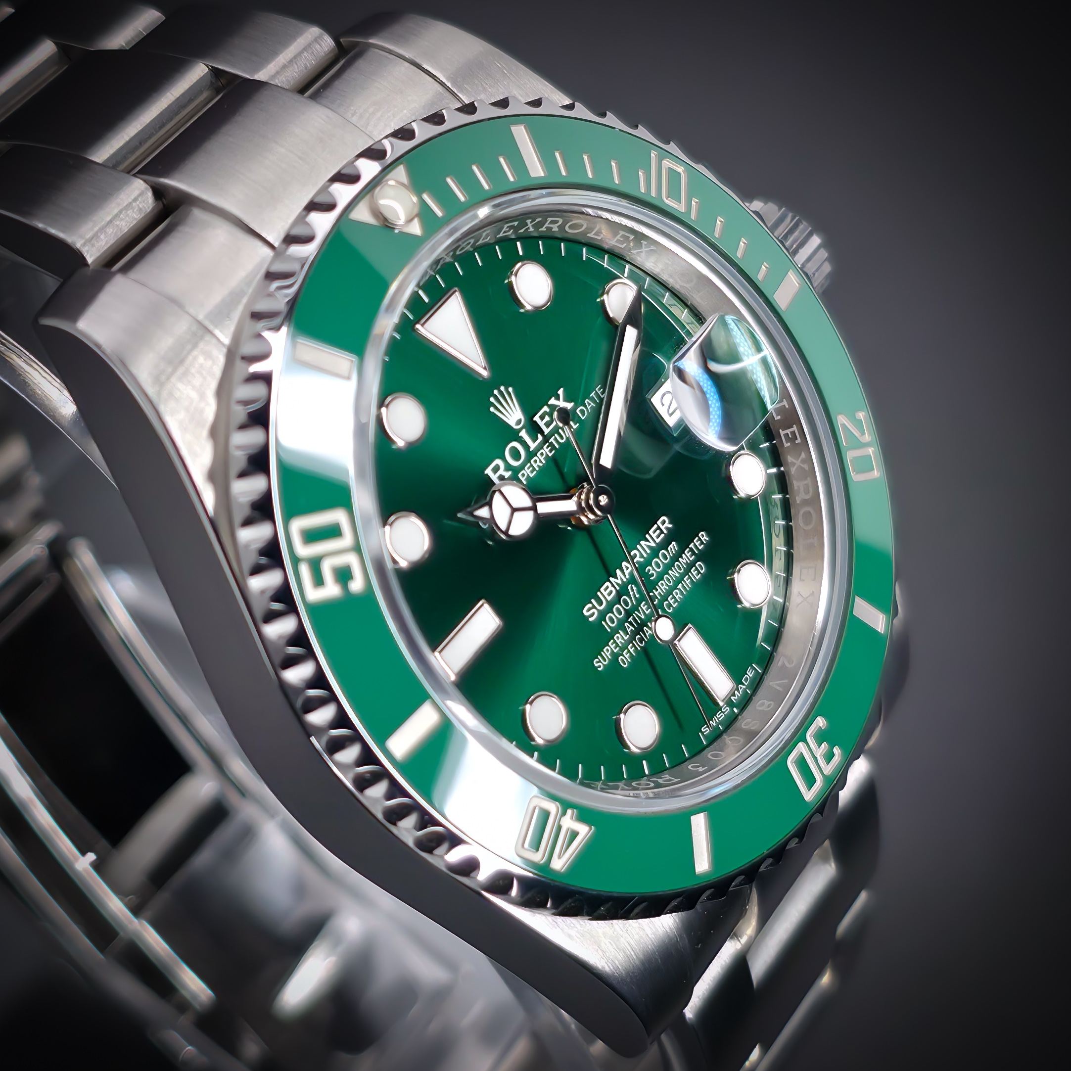 ROLEX SUBMARINER “HULK” | REF. 116610LV | 40MM | 2018 | GREEN DIAL | FULL SET – Image 6