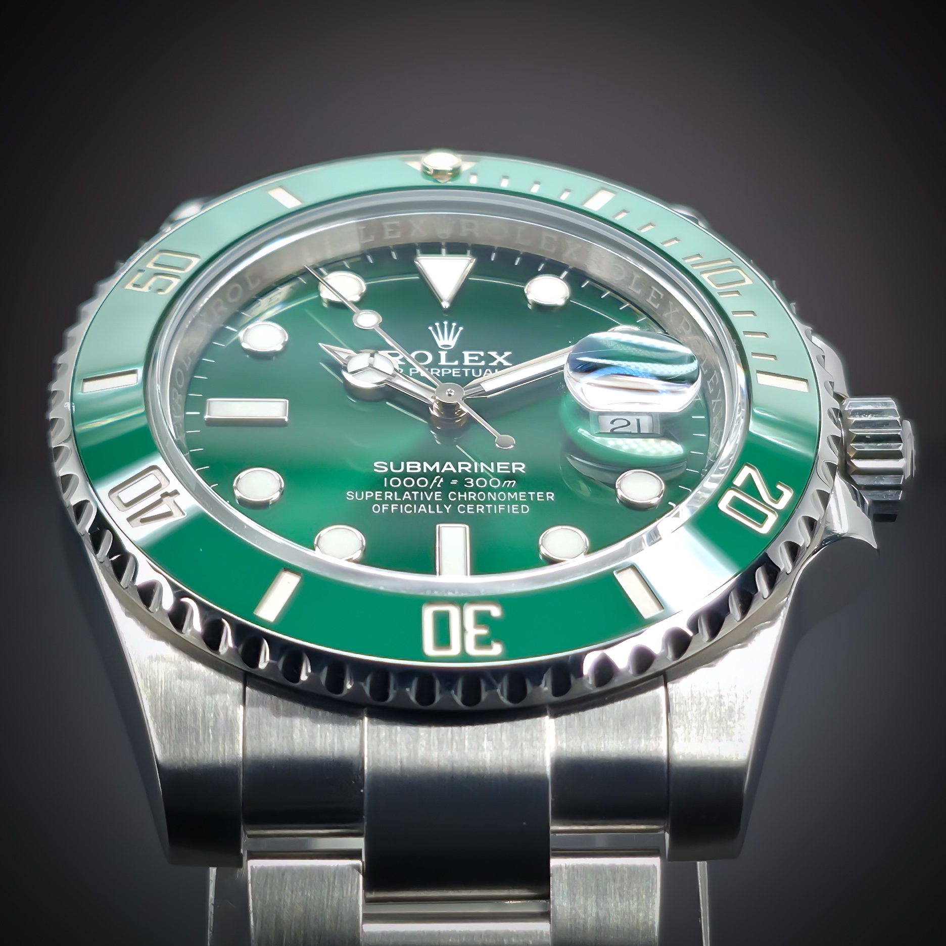 ROLEX SUBMARINER “HULK” | REF. 116610LV | 40MM | 2018 | GREEN DIAL | FULL SET – Image 9