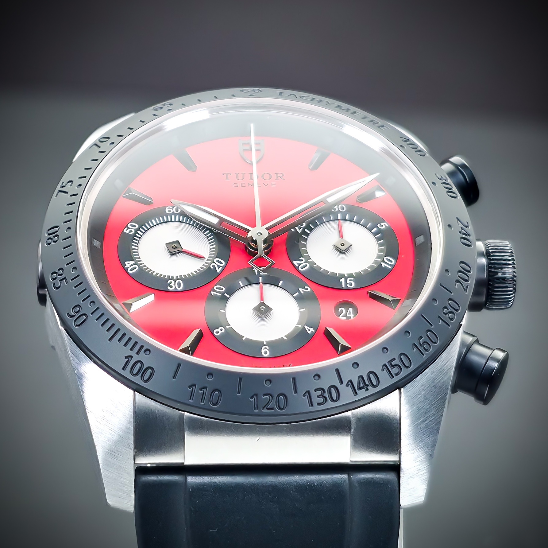 TUDOR FASTRIDER CHRONO | REF. M42010N | 42MM | RED DIAL | 2018 | FULL SET  – Image 12