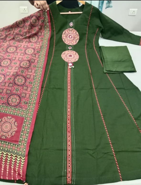 GUJRATI SHISHA & AJRAK 3 PIECE SET – GREEN, M-38
