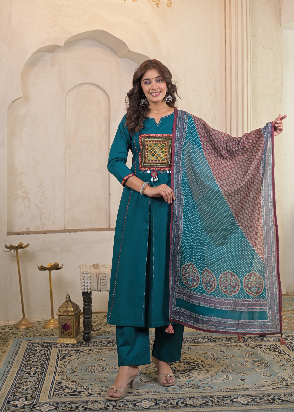 GUJRATI SHISHA & AJRAK 3 PIECE SET 2 – L-40