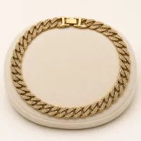 Medium Iced Cuban Link Gold Necklace – Image 2