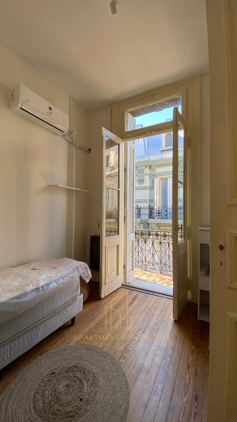 MONSERRAT | 4 BD 1.5 BTH | 5 AMBIENTES | 1900 USD – Imagen 1