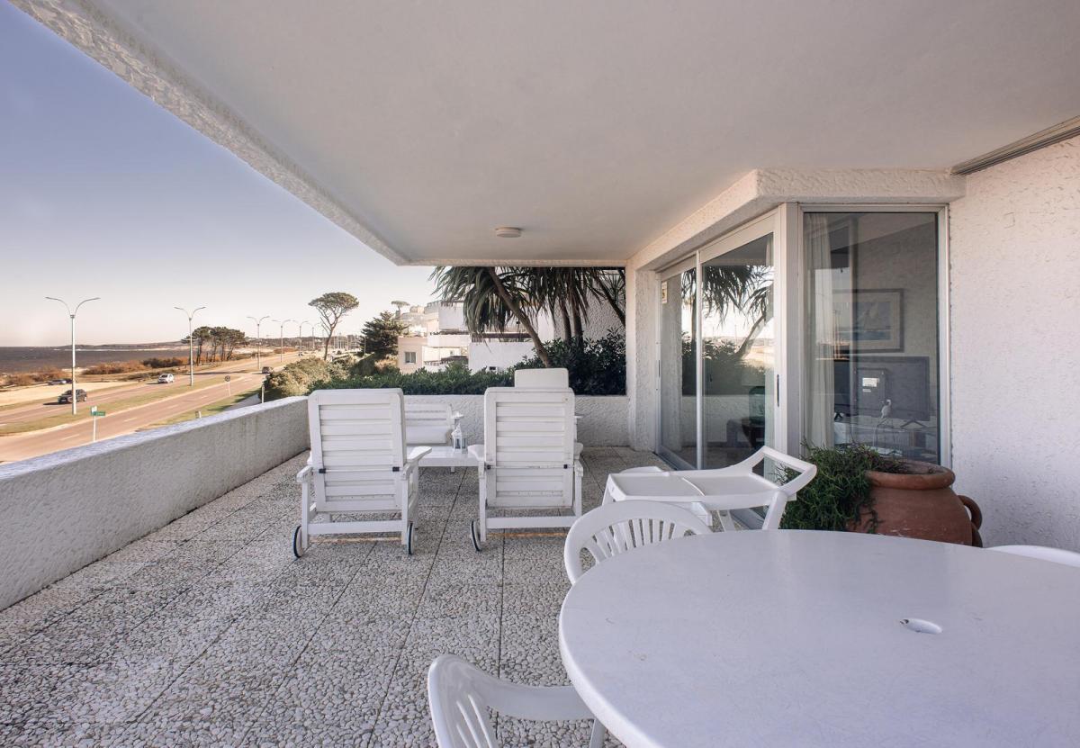 📍 PLAYA MANSA | PUNTA DEL ESTE, URUGUAY | 4 BD 3.5 BTH | USD 600.000 – Image 26