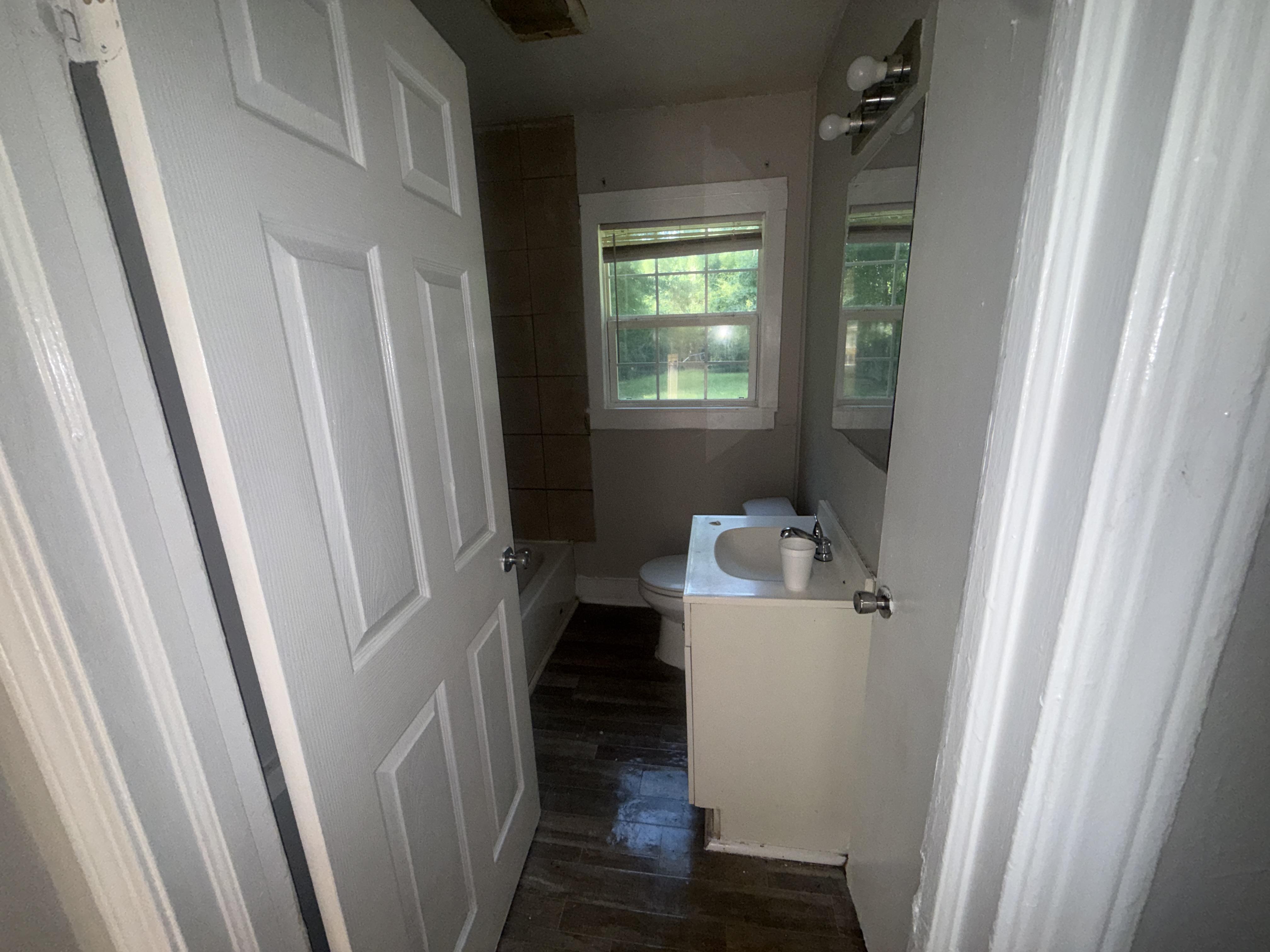 314 Clubview Dr, Jackson, MS 39209 – Image 8