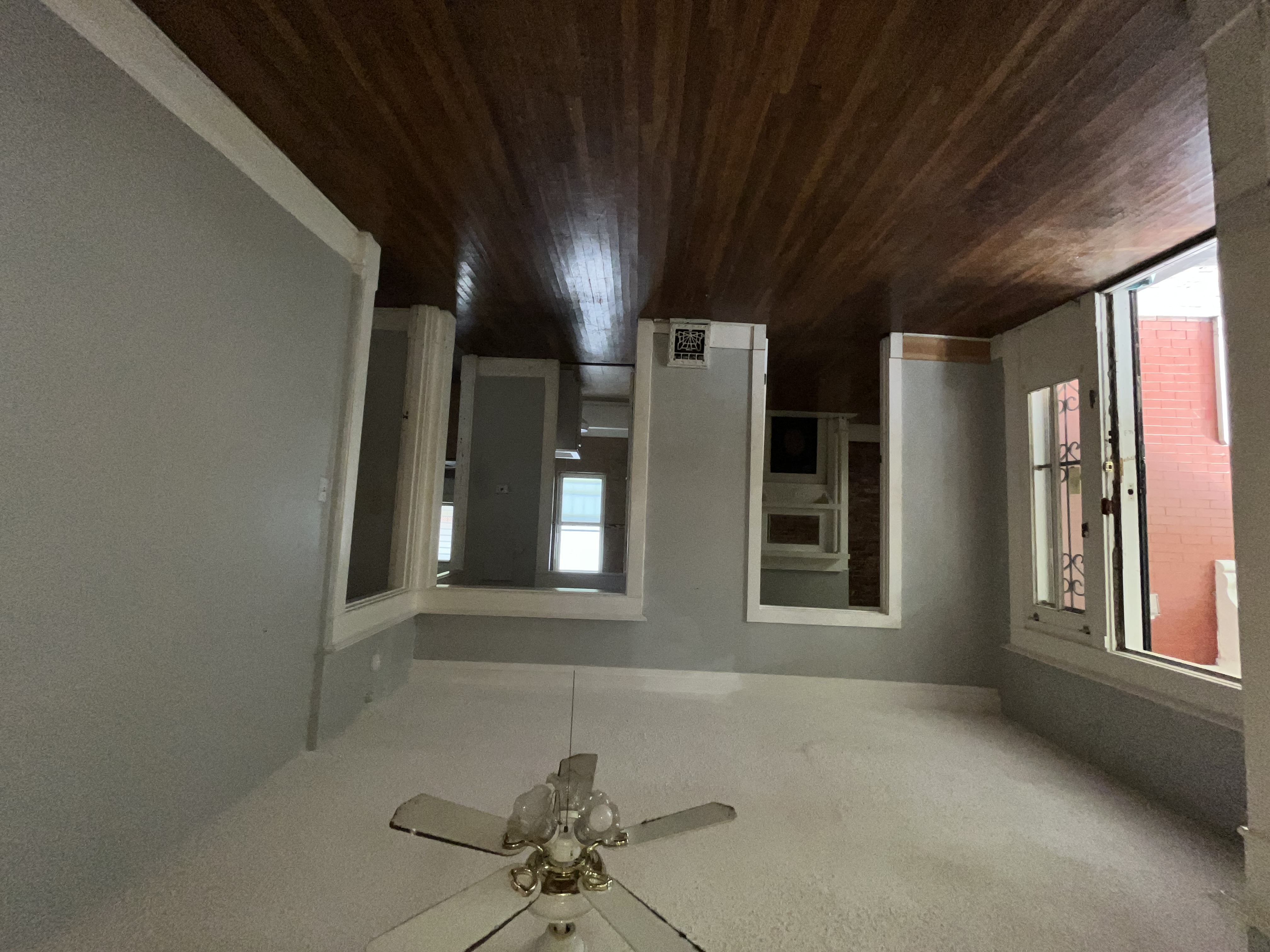 2810 Norwood Ave Saint Louis MO 63115 – Image 28