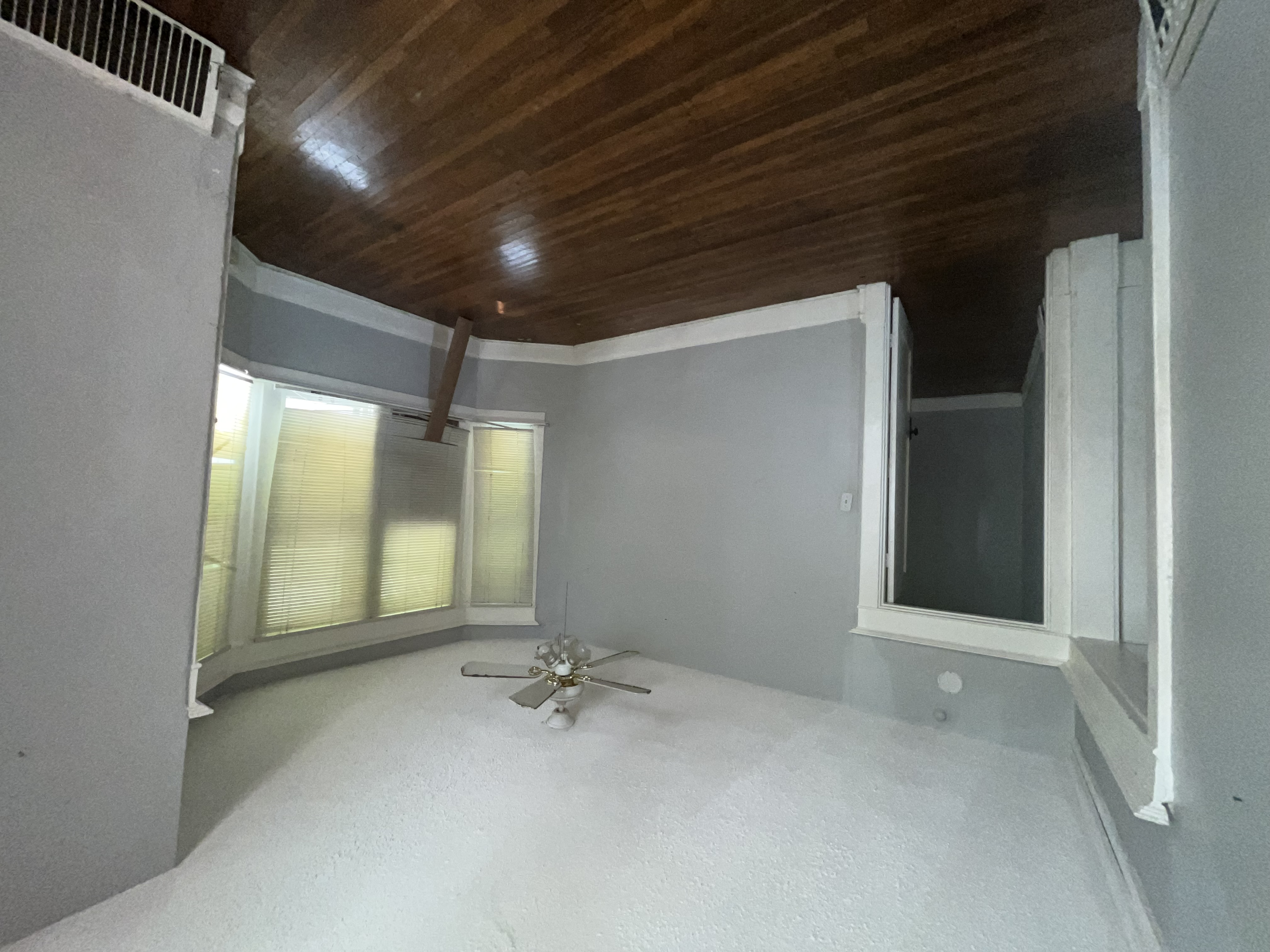 2810 Norwood Ave Saint Louis MO 63115 – Image 30