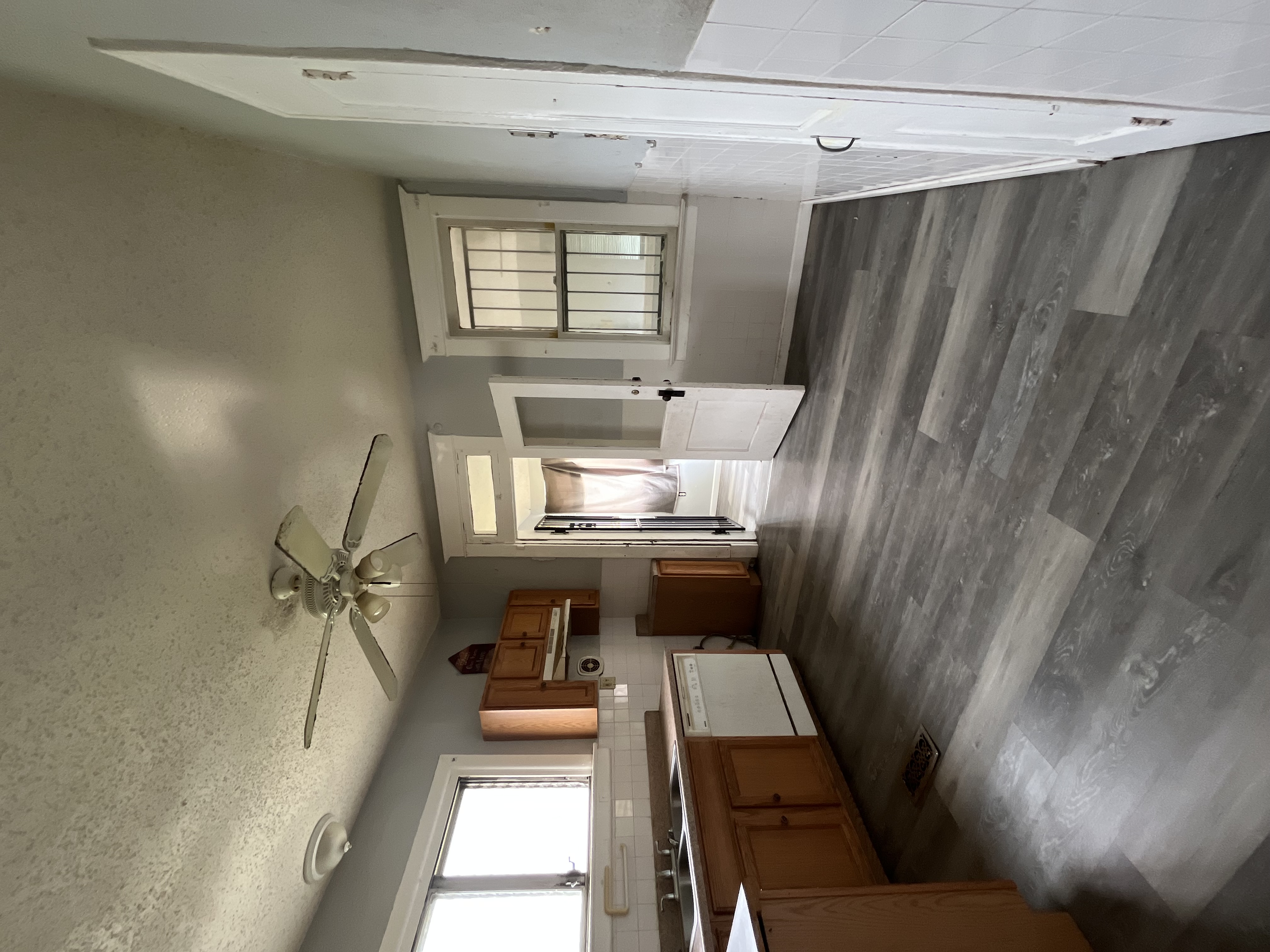 2810 Norwood Ave Saint Louis MO 63115 – Image 24