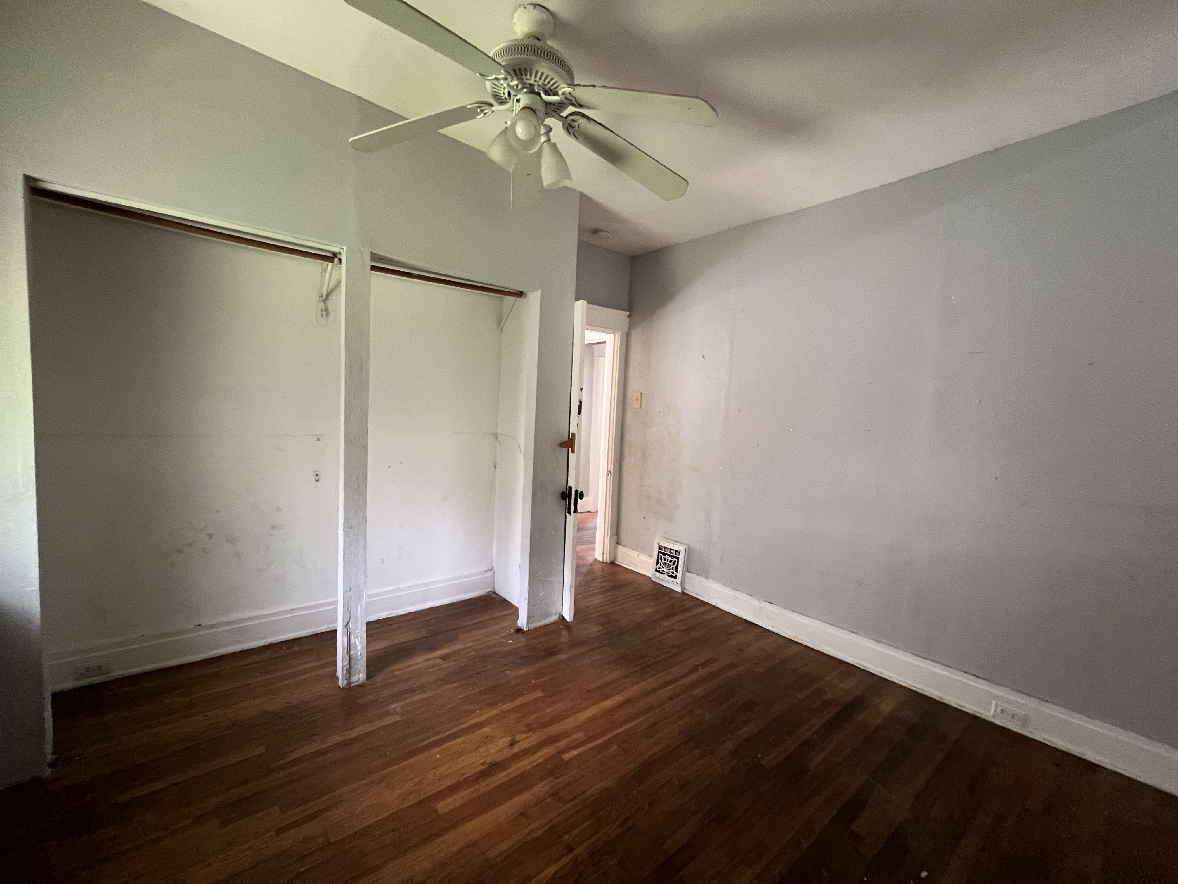 2810 Norwood Ave Saint Louis MO 63115 – Image 22