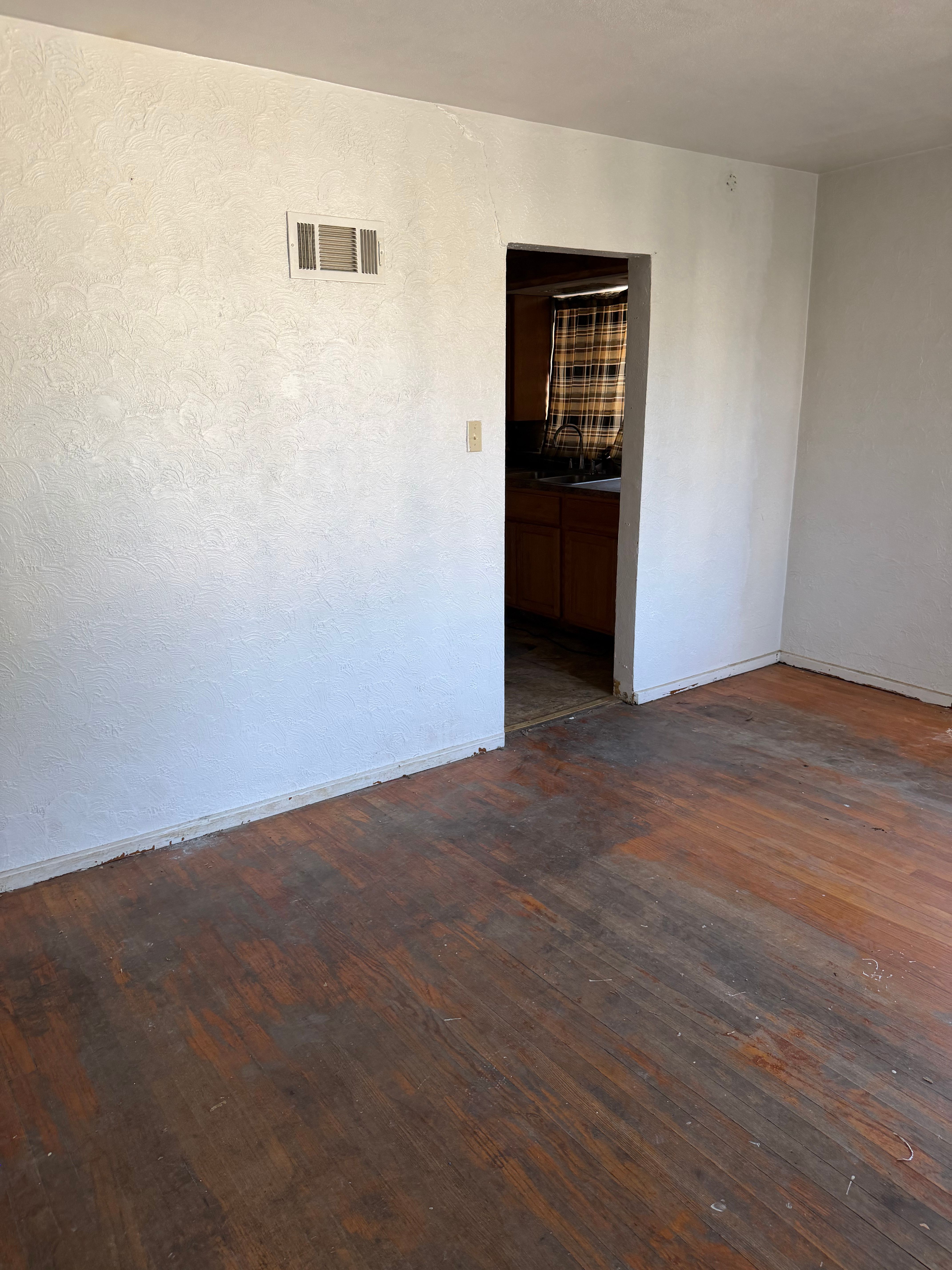 225 N 63rd St East St Louis IL 62203 – Image 44