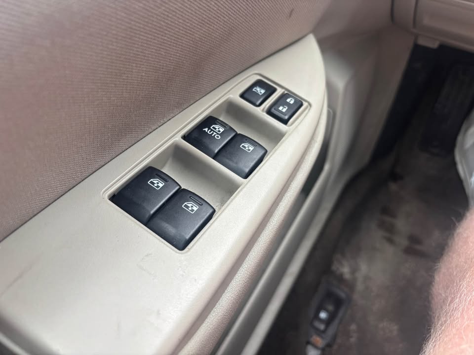 2014 Subaru Outback Premium – Image 16