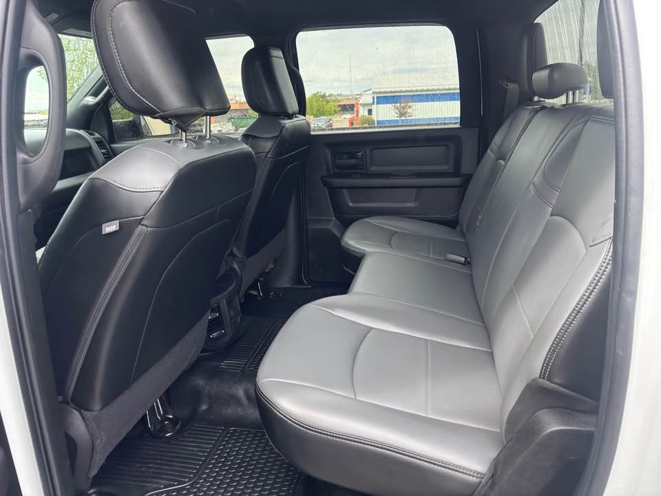 2022 Ram 2500 Tradesman – Image 9