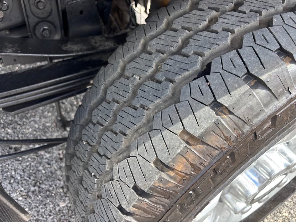 2019 Ford F-350 Flat Bed – Image 15