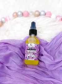 Unhinged Collection LunarGlow Body Oil – Fucking Biscuits
