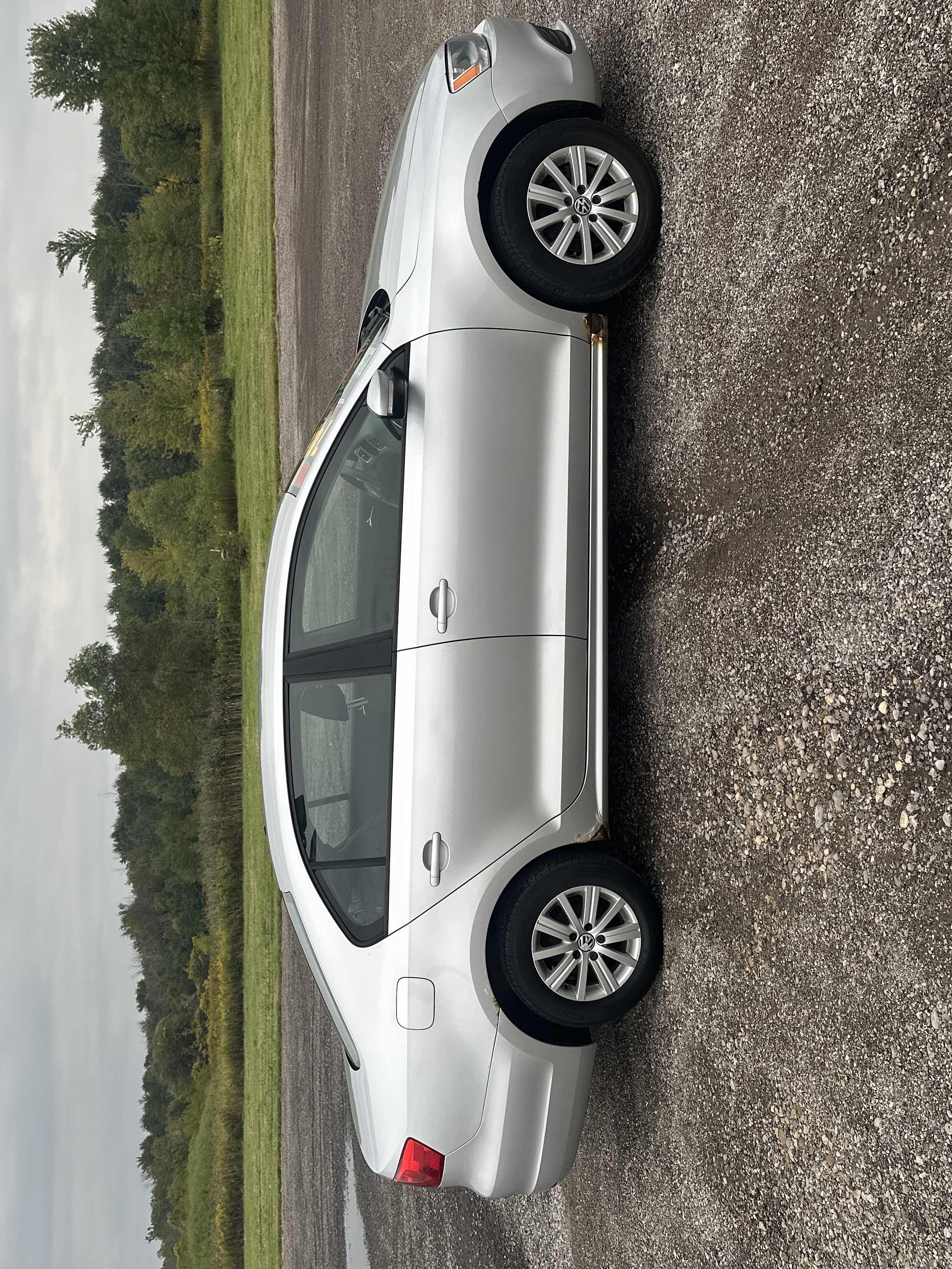 2011 Volkswagen Jetta 3VWDK7AJXBM010429 – Image 3