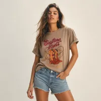 Playera Southern Roots Cowgirl Boots – MEDIANA, BEIGE