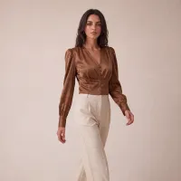 Blusa de Satín Manga Larga Cuello V – Image 2