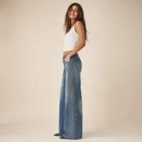 Jean Wide Leg Con Tachuelas Denim Azul Medio Deslavado – Imagen 4