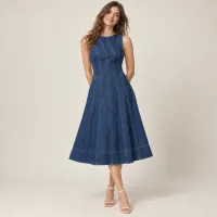 Vestido Midi Acampanado Denim Azul Oscuro – MEDIANA