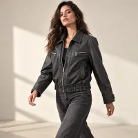 Bomber Faux Leather Smocked Hem  – Imagen 5