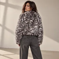 Abrigo Corto Faux Fur Estampado Animal Print Cafe – Image 2