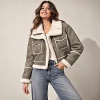 Jacket Shearling Bicolor Con Bolsas – GRANDE, VERDE 