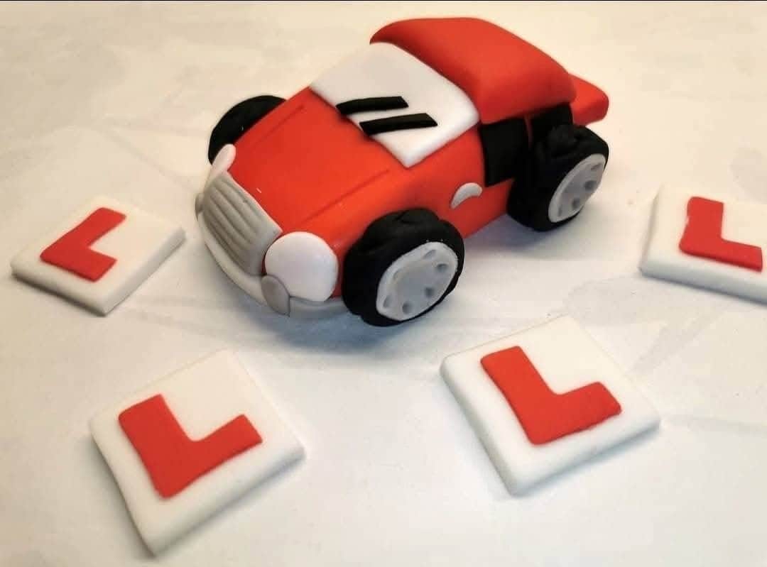 L Learning Driving Car Birthday set – Image 1