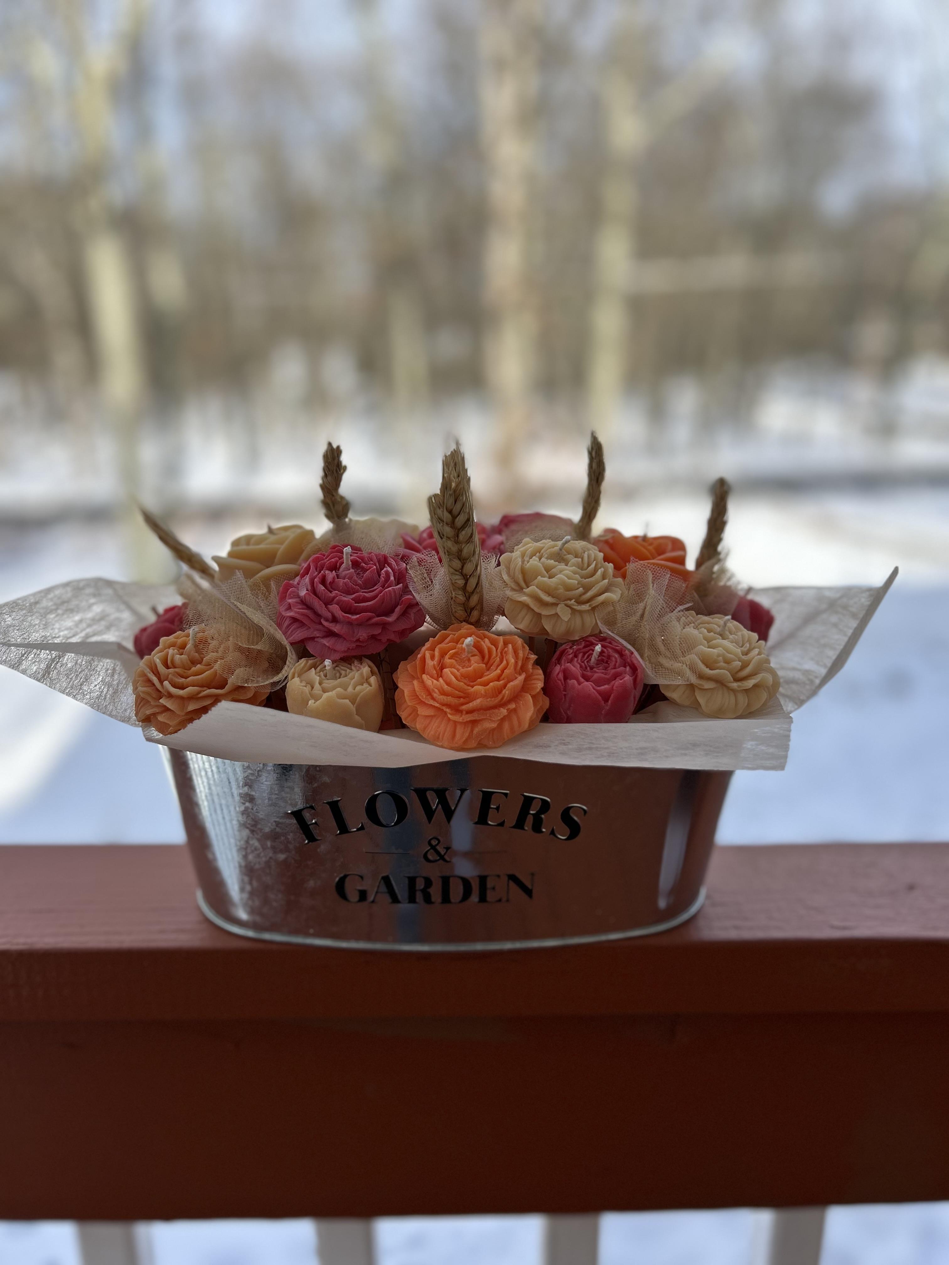 Garden Floral Candle Bouquet – Image 2