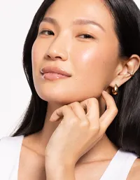 ICD Makeup Glow Up Lip Oil – Image 2