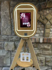 The Vintage Selfie Pod – Image 2