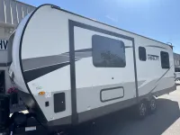 2023 ROCKWOOD MINI LITE 2506S – Image 4