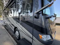 2018 NEWMAR DUTCHSTAR 3736 bath and a half – Image 3