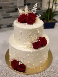 L'Unité Haitian Celebration Two-Tier Cake (Serves 25–35) – Image 1