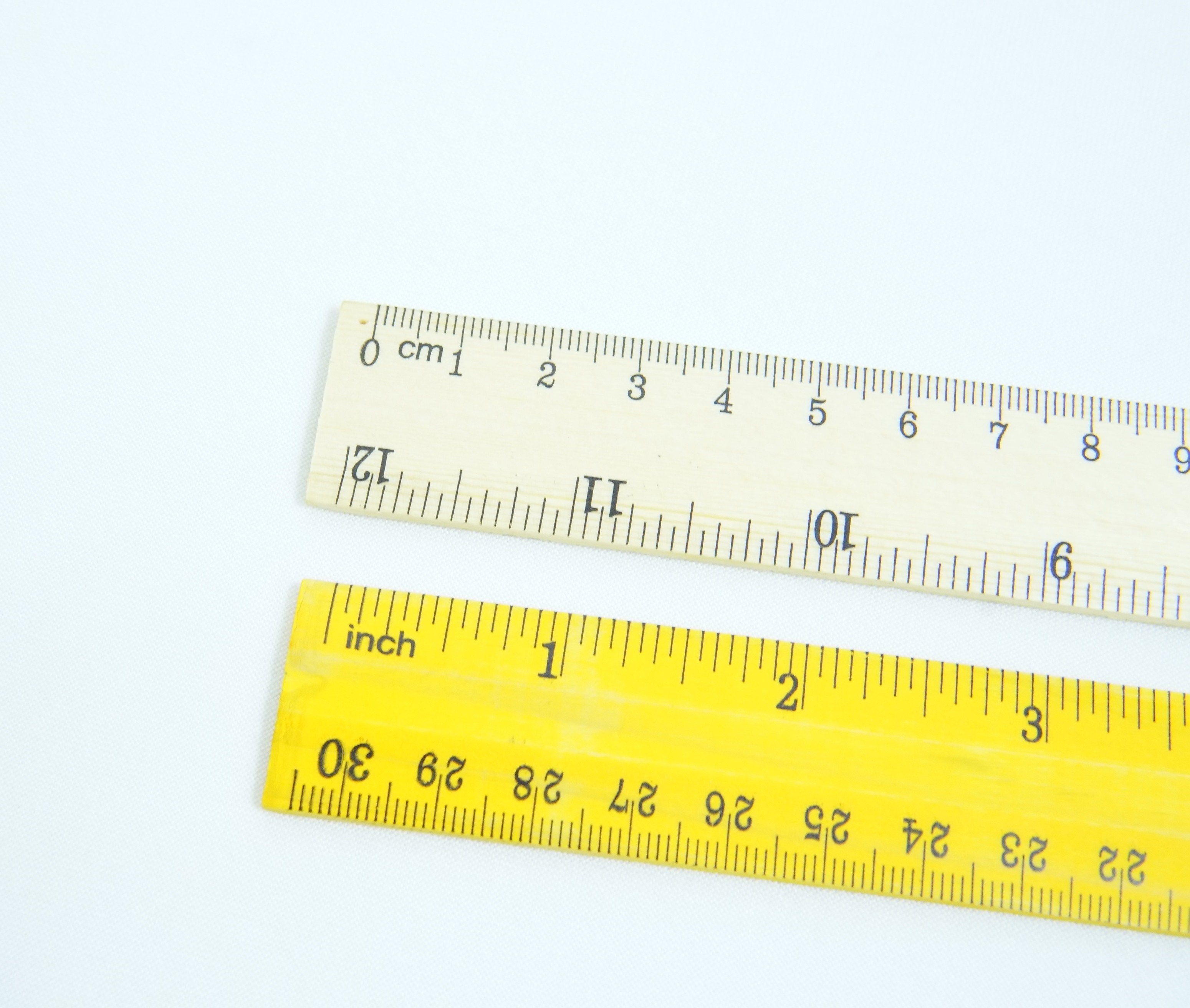 Yellow & Brown Wooden Rulers – Image 2