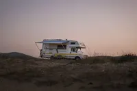 Family Van – Image 1