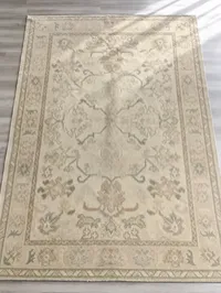 The Sedef Hand-Knotted Oushak Rug – Image 1