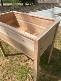 Planter 1 – Image 3