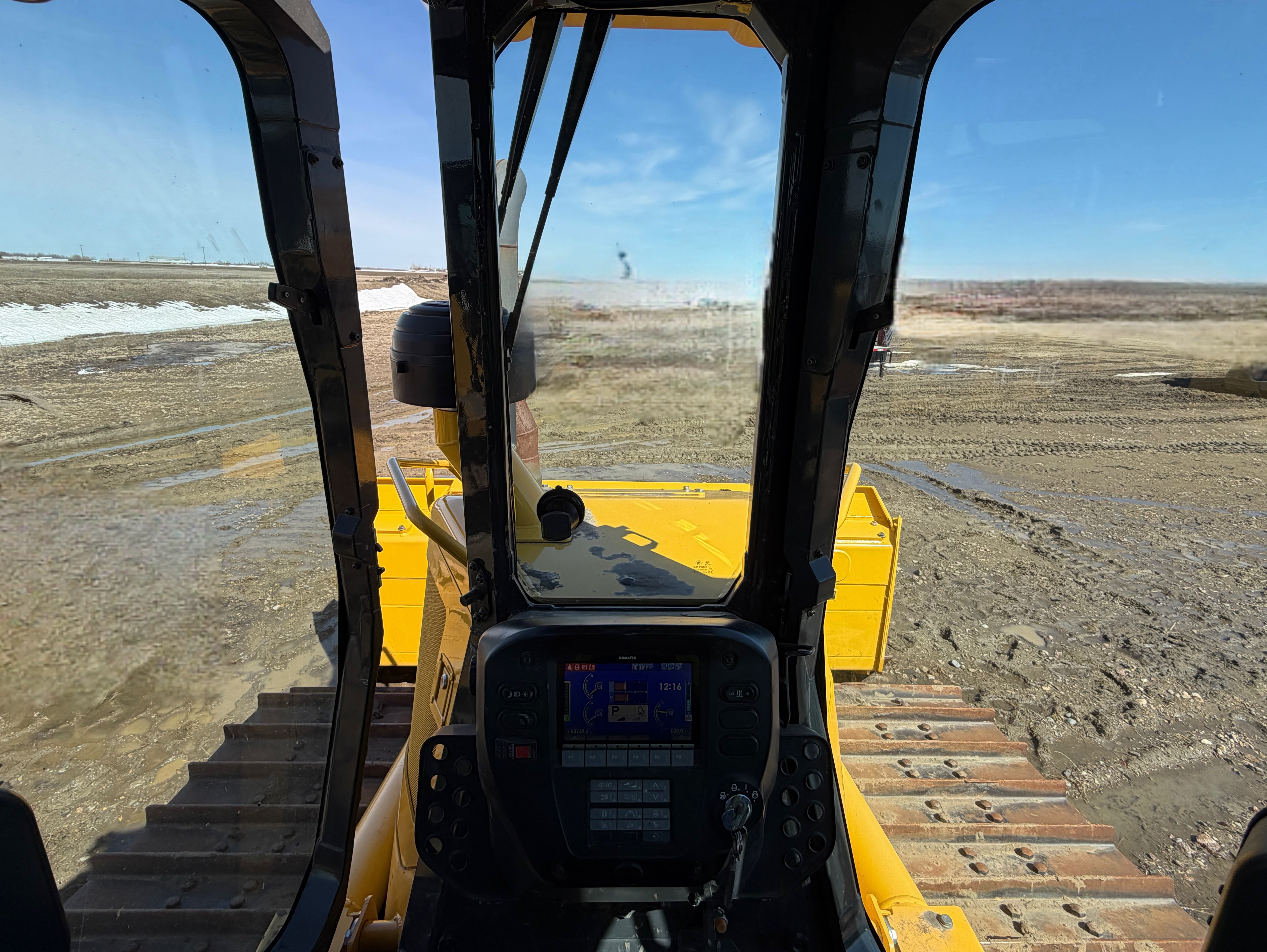 2023 Komatsu D71PX-24 Dozer – ONLY 739 HOURS! – Image 17